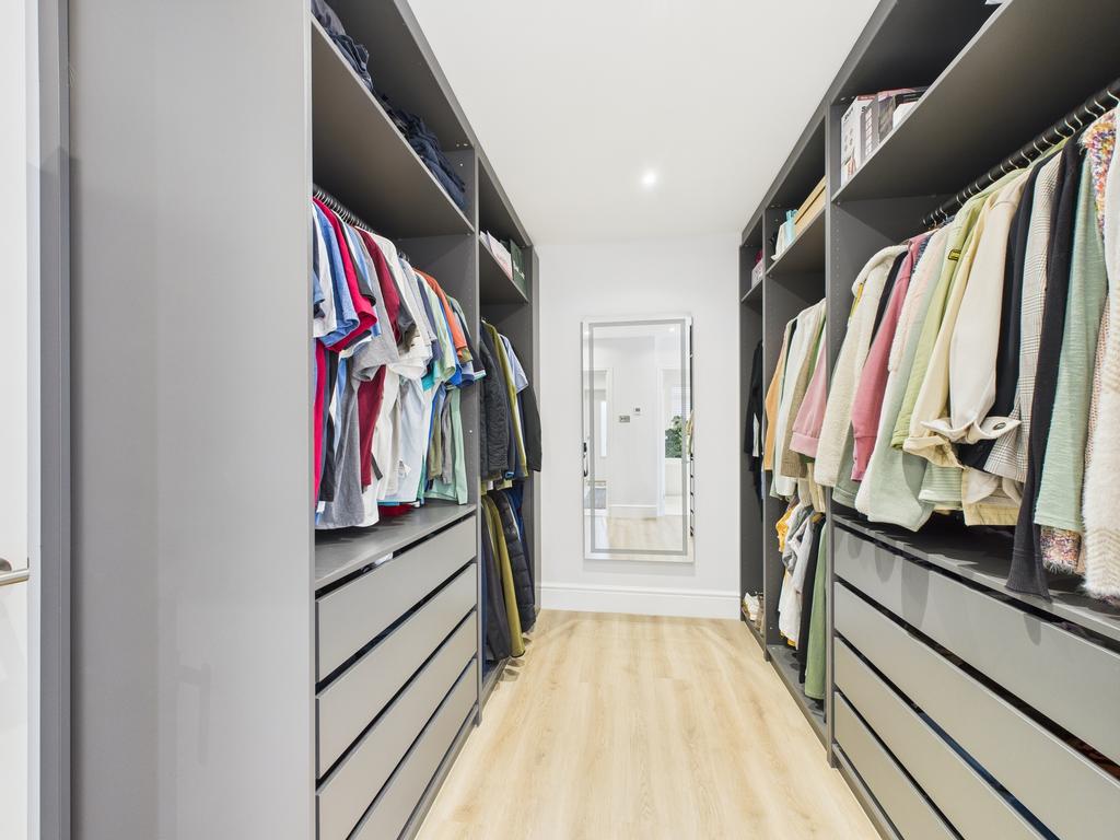 Dressing Room 3