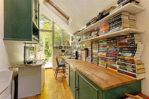 4 bedroom detached house for sale, Edgar Road, Winchester, Hampshire, SO23