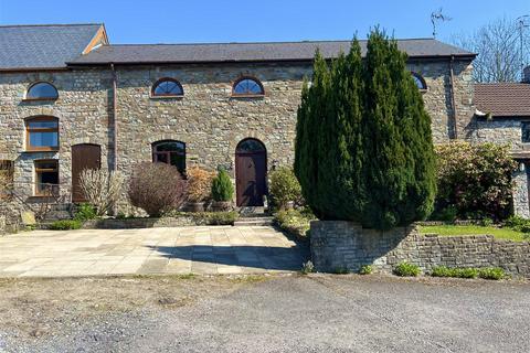 undefined, Cwmynysminton Road, Aberdare CF44