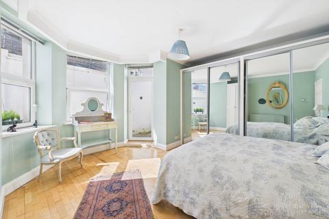 2 bedroom apartment for sale, Grand Parade, Eastbourne