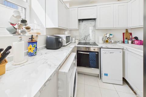 2 bedroom apartment for sale, Grand Parade, Eastbourne