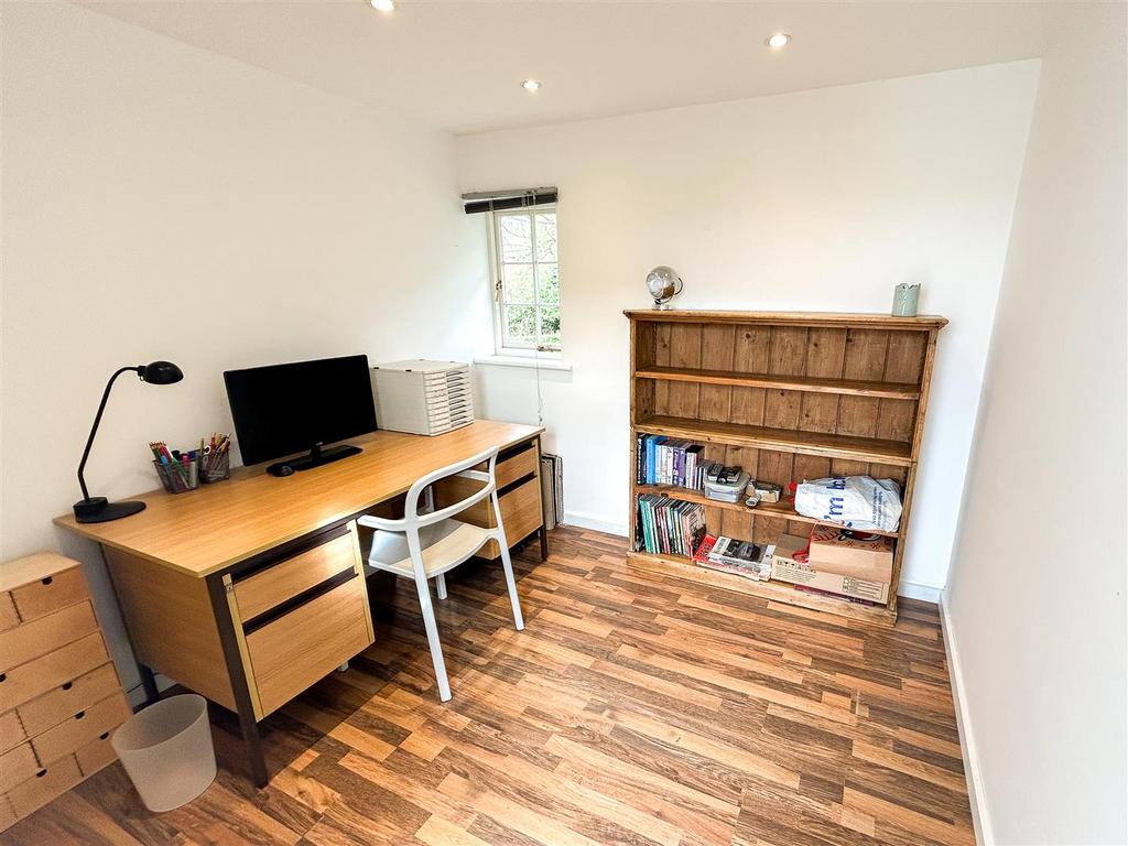 Glanty Cottage Office.jpg