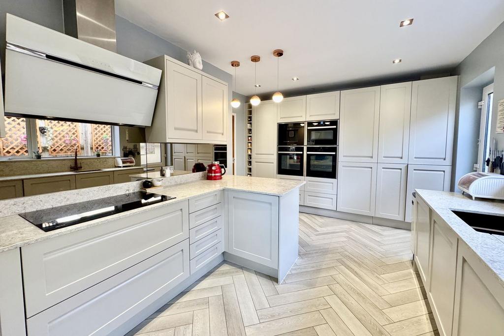 House in Bournemouth - View 3