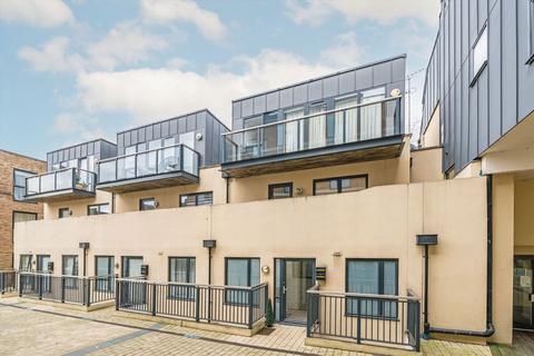 3 bedroom maisonette for sale, Old Post Office Walk, Surbiton KT6