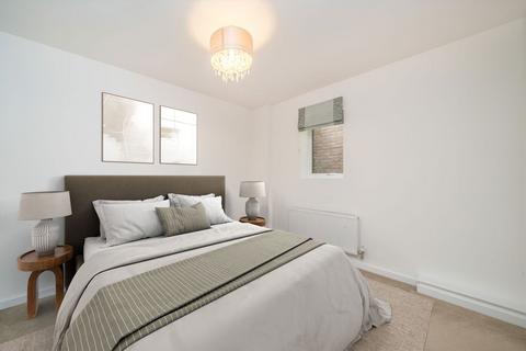 3 bedroom maisonette for sale, Old Post Office Walk, Surbiton KT6