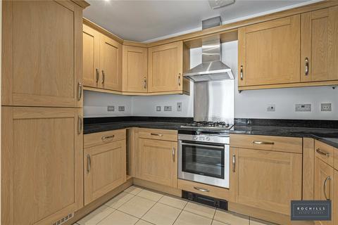 2 bedroom apartment for sale, Between Streets, Cobham, Surrey, KT11