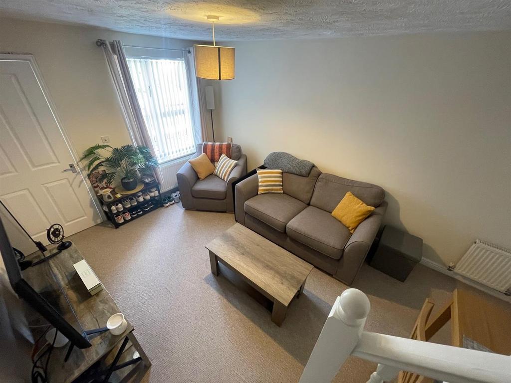 Lounge 3.jpg