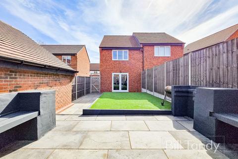 3 Austin Avenue, Streethay, Lichfield, WS13 8WD