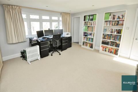 10 Templars Crescent, London, N3 3QS