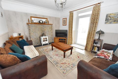 10 Beacon Terrace, Camborne, TR14 7BU