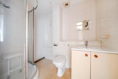 1 bedroom apartment for sale, Woodville Grove, Welling, Kent