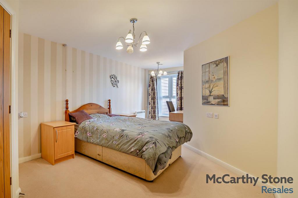 8638562-interior04-800.jpg