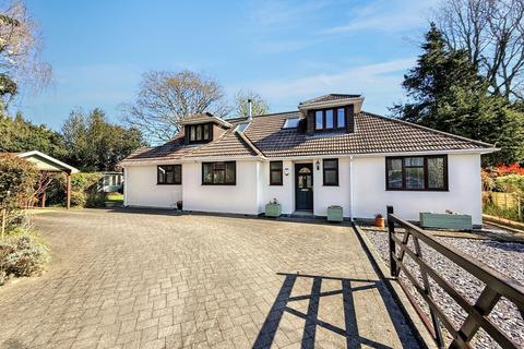 4 bedroom detached house for sale, West Parley