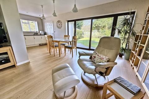 4 bedroom detached house for sale, West Parley