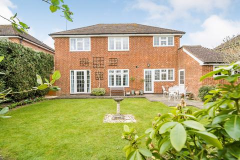 2 Abbotts Close, Winchester, SO23 7EY