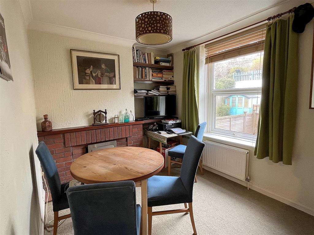 Dining Room.jpg