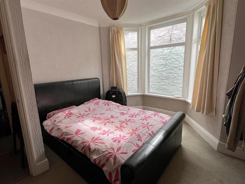 Bedroom.jpg