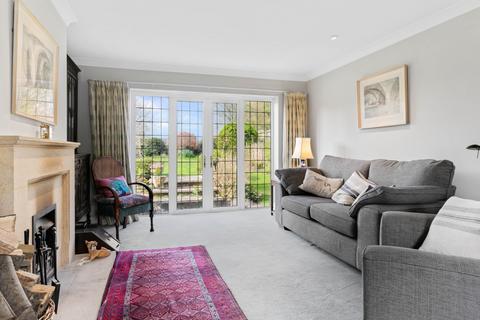 3 bedroom detached house for sale, Central Wells