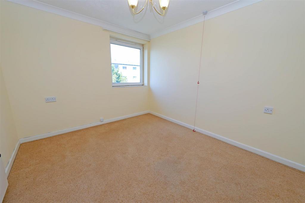 Nicholas james sackville main bedroom .jpg