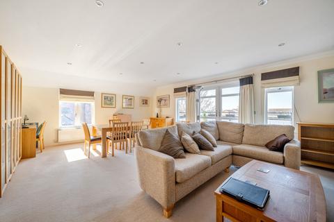 undefined, Reading Road, Berkshire RG41