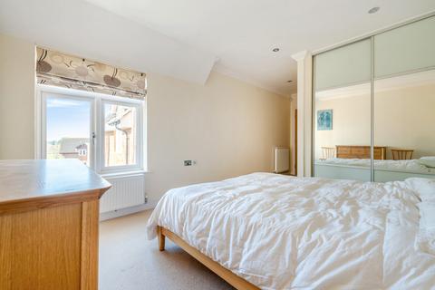 undefined, Reading Road, Berkshire RG41