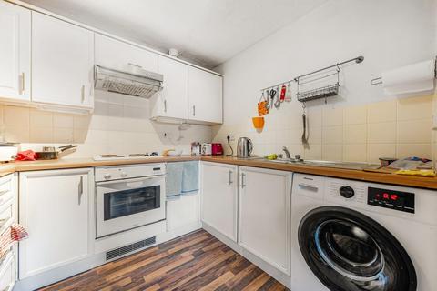 2 bedroom flat for sale, Rossetti road, Bermondsey, London, SE16