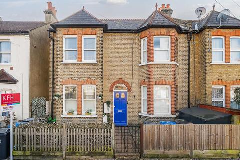 77 Woodside Road, London, SE25 5DP