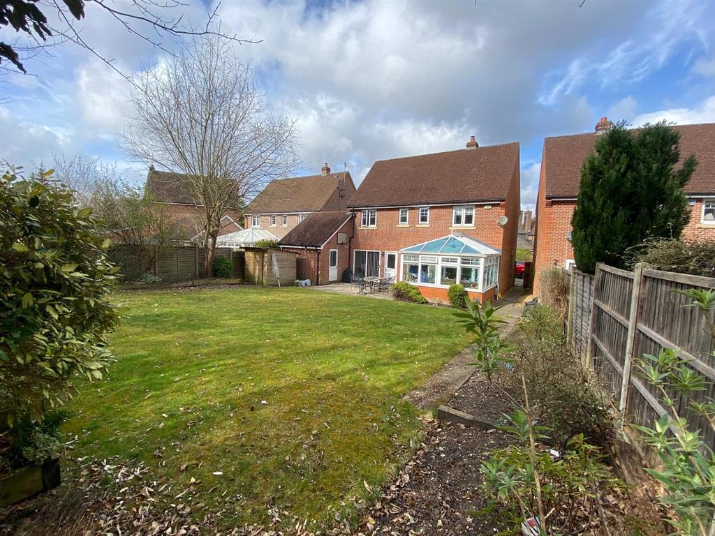 Rear Garden Aspect