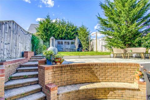 4 bedroom detached house for sale, Whitefield Road, Poole, Dorset, BH14