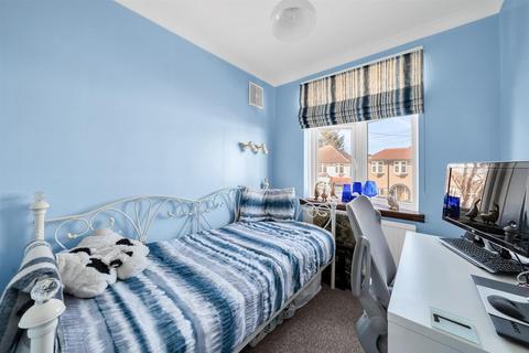 18 Preston Drive, Bexleyheath, DA7 4UQ