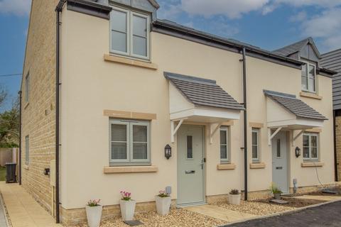 2 bedroom semi-detached house for sale, Cartmell Close, Malmesbury, SN16