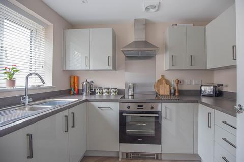 2 bedroom semi-detached house for sale, Cartmell Close, Malmesbury, SN16