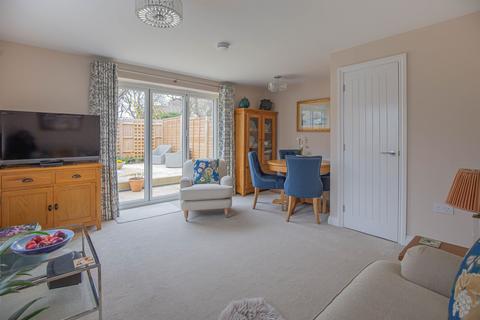2 bedroom semi-detached house for sale, Cartmell Close, Malmesbury, SN16