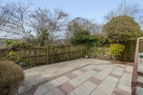 18 Cayman Close, Torquay, TQ2 7GE