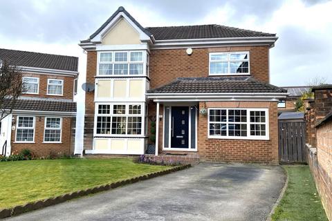 4 bedroom detached house for sale, 65 Highfield Drive, Royton, Oldham, OL2 6AF