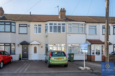 17 Ramsden Drive, Romford, RM5 2NL