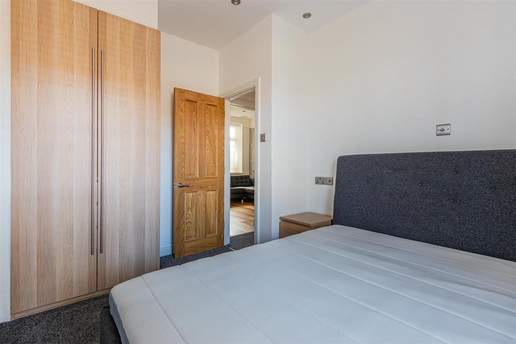 Romilly Road 93 B-4.jpg