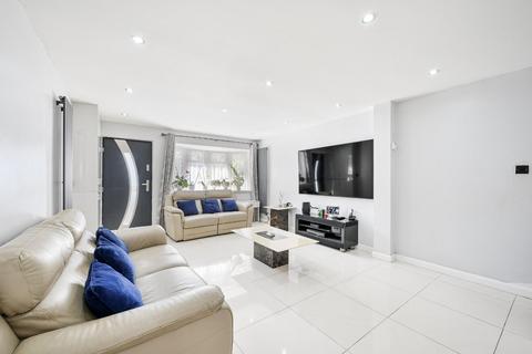 1 Nova Mews, Sutton, SM3 9HY