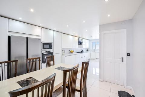 1 Nova Mews, Sutton, SM3 9HY