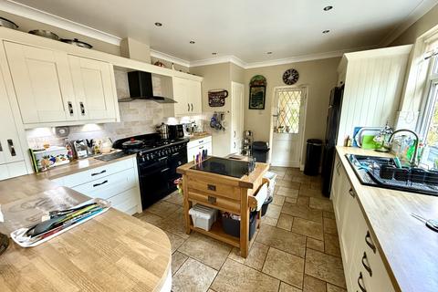 6 bedroom semi-detached house for sale, Park Road, Hartlepool.