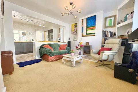 2 bedroom end of terrace house for sale, Blandford Road, Hamworthy, Poole, BH15