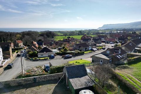 4 bedroom cottage for sale, Chestnut Cottage & The Stables, Fylingthorpe