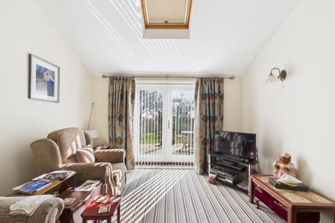 4 bedroom cottage for sale, Chestnut Cottage & The Stables, Fylingthorpe