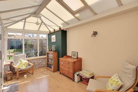 16 Elmgrove Road, Croydon, CR0 7DQ
