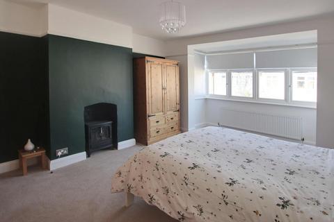 16 Elmgrove Road, Croydon, CR0 7DQ