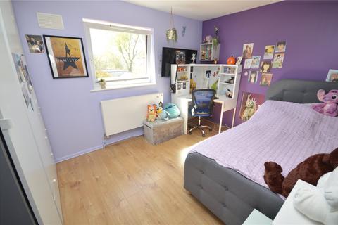 6 Buzzard Road, Luton, LU4 0UF