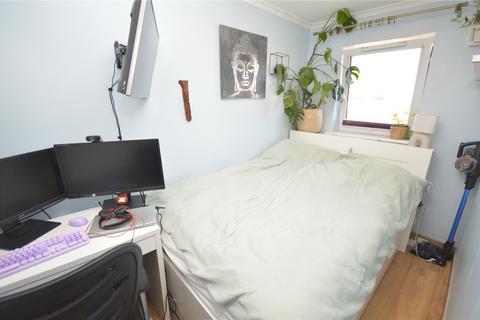 6 Buzzard Road, Luton, LU4 0UF