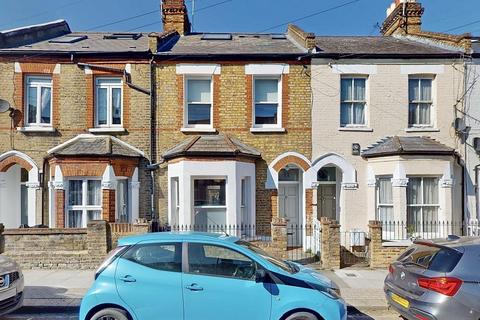 5 bedroom terraced house to rent, Camborne, SW18