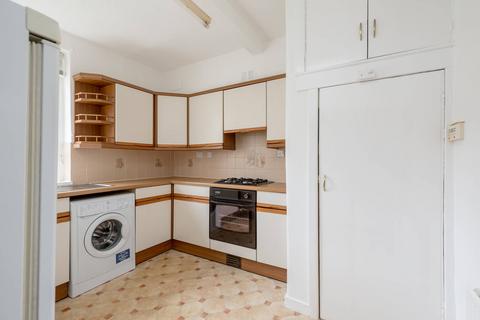 3/2 Clearburn Road, Edinburgh, EH16 5EZ
