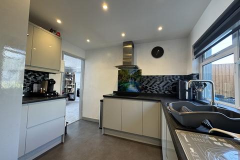 3 bedroom semi-detached house for sale, Woodfield Avenue, Kilgetty, Pembrokeshire, SA68